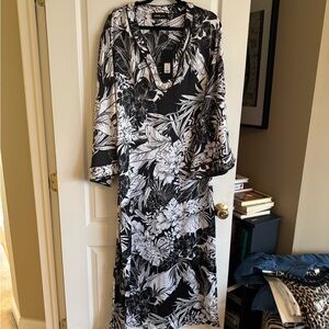 Black and White Floral Kaftan Maxi Dress